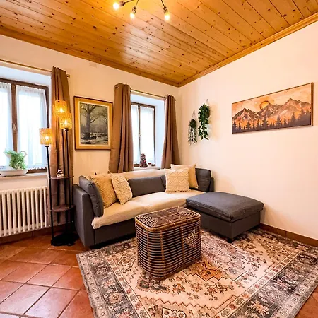 Sole Alpino - Sunny And Centrally Located Town Apartmán *